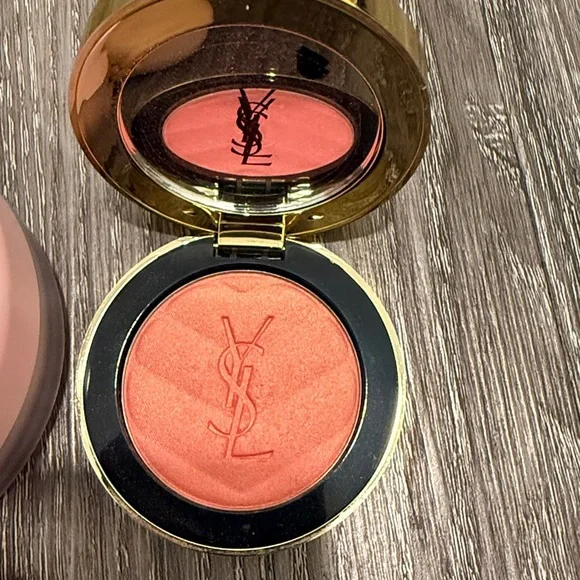 Makeup bundle - Picture 2 of 10